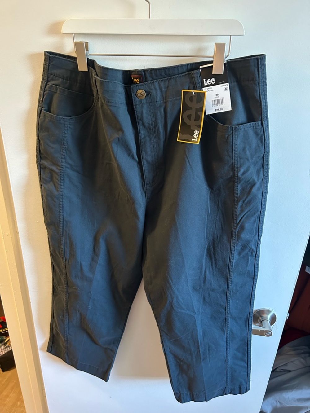 Lee Charcoal Capri Pants with Tag - Size 20 - Picture 2 of 5